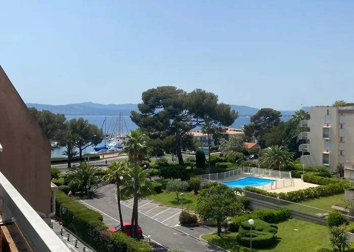 Appartement Vue Mer Port Santa Lucia